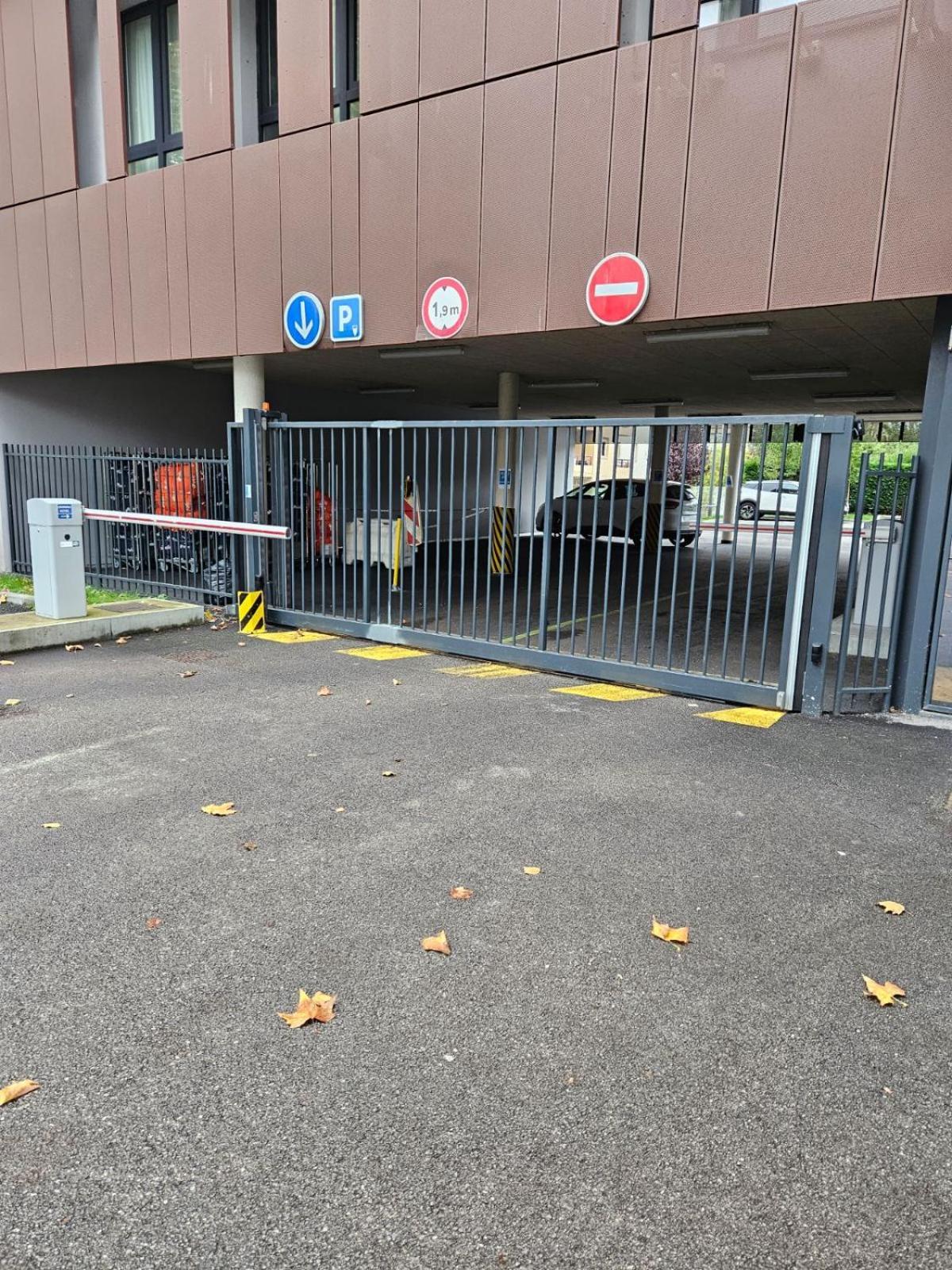Hotel Ibis Styles Rouen Centre Rive Gauche Zewnętrze zdjęcie